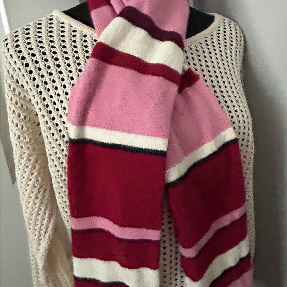Pink red warm narrow scarf - Picture 4 of 4